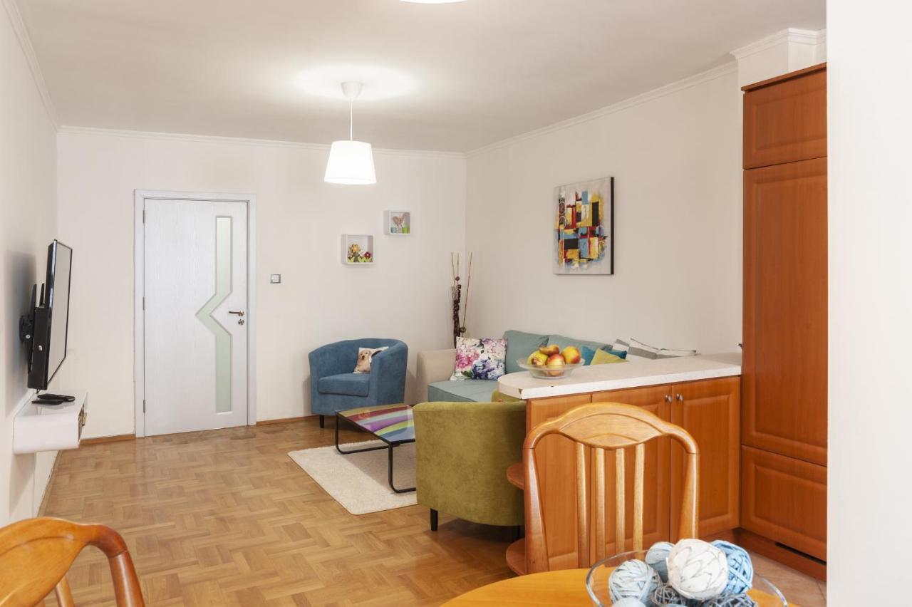 Sea Apartment Colours Бургас Экстерьер фото