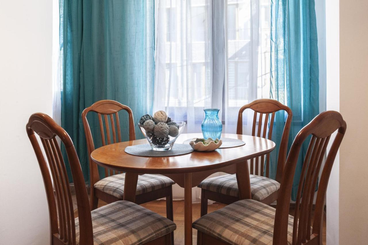 Sea Apartment Colours Бургас Экстерьер фото